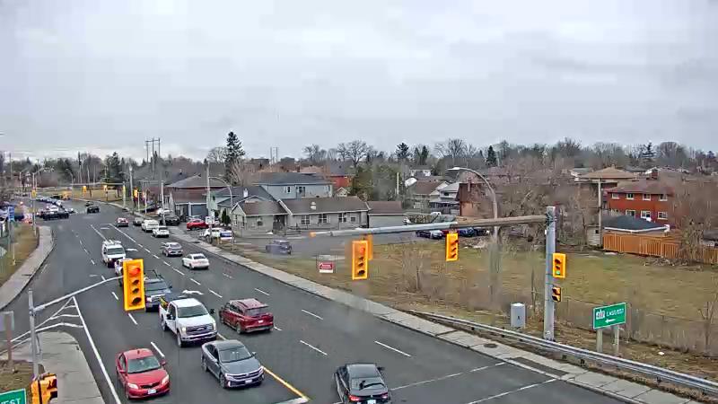 Traffic camera image at 2025-03-25 12:25:31