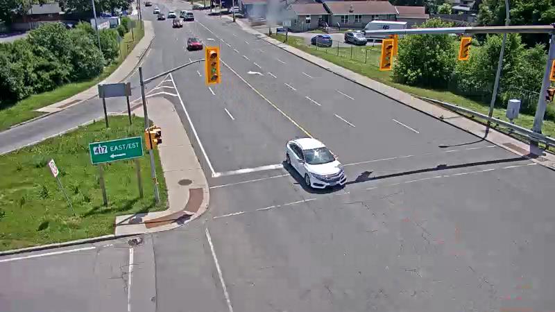Traffic camera image at 2025-06-30 17:50:42