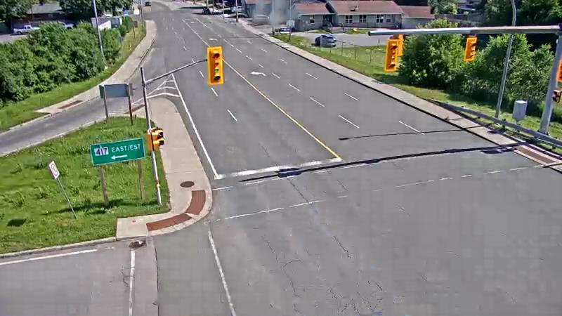 Traffic camera image at 2025-06-30 20:01:04