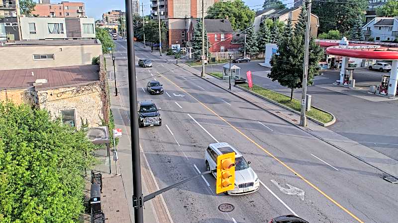 Traffic camera image at 2025-06-30 23:10:43