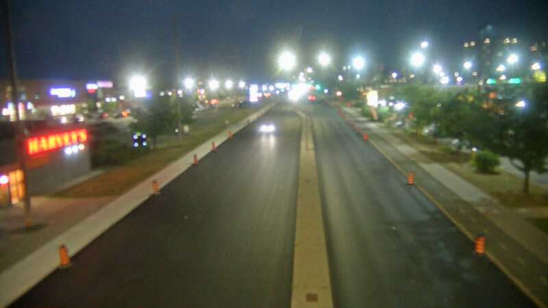 Traffic camera image at 2025-08-04 01:10:39