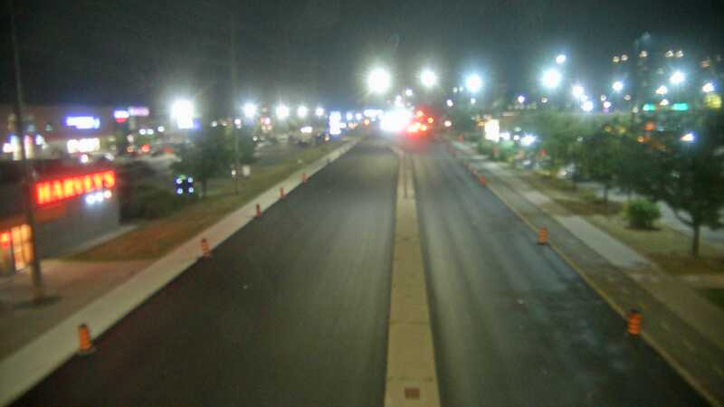 Traffic camera image at 2025-08-04 01:30:35