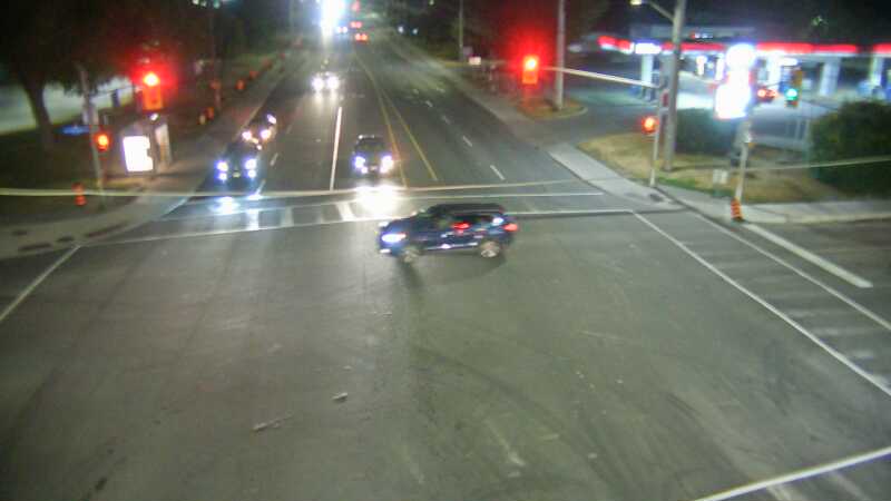 Traffic camera image at 2025-08-25 00:40:38