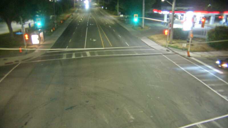 Traffic camera image at 2025-08-25 02:50:44
