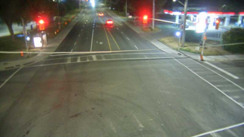 Traffic camera image at 2025-08-25 03:40:35