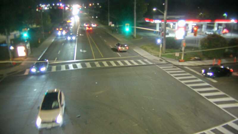 Traffic camera image at 2025-09-16 00:05:37