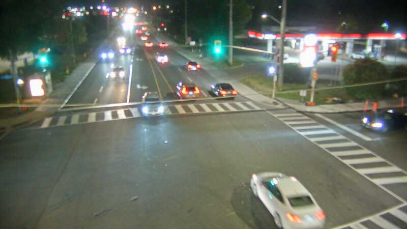 Traffic camera image at 2025-09-16 00:35:38
