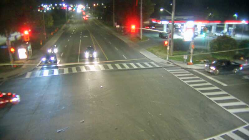 Traffic camera image at 2025-09-16 00:40:32