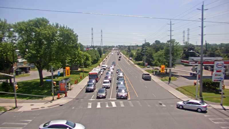 Traffic camera image at 2025-06-30 17:00:43