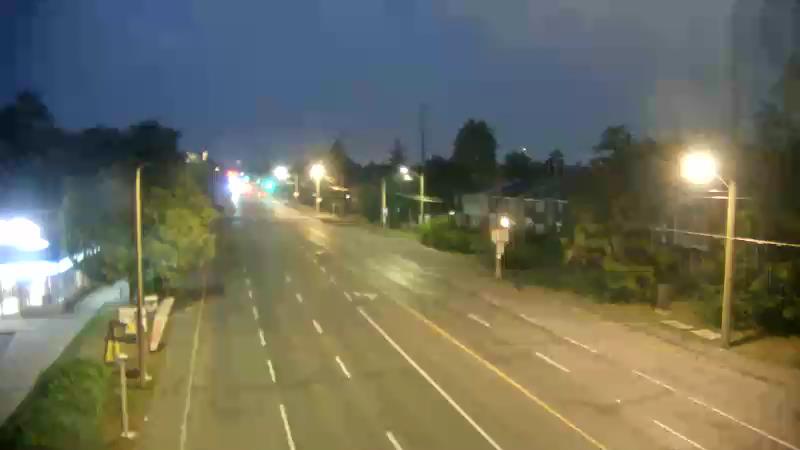 Traffic camera image at 2025-08-04 01:10:39