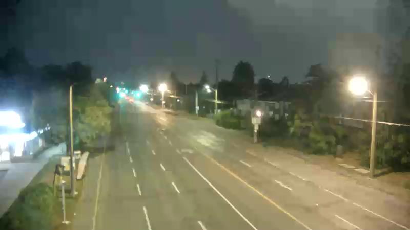 Traffic camera image at 2025-08-04 01:20:37