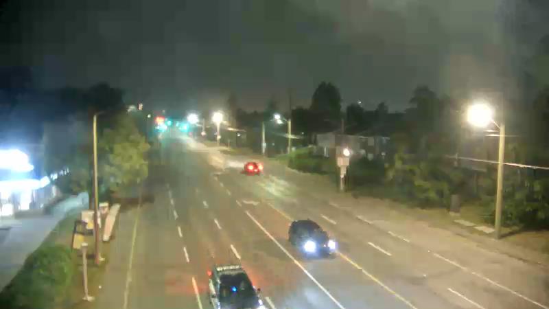 Traffic camera image at 2025-08-04 02:05:36