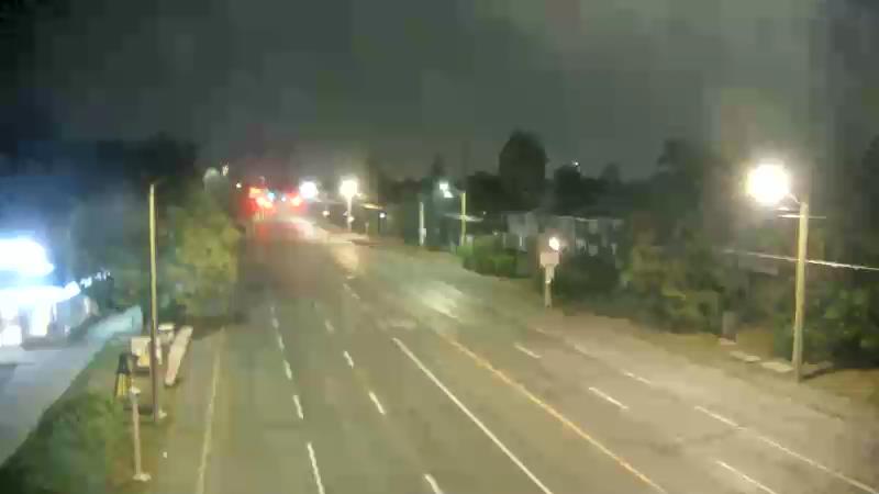 Traffic camera image at 2025-08-04 02:35:40