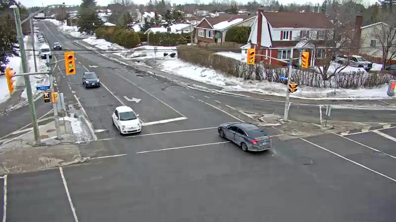 Traffic camera image at 2025-03-09 13:37:06