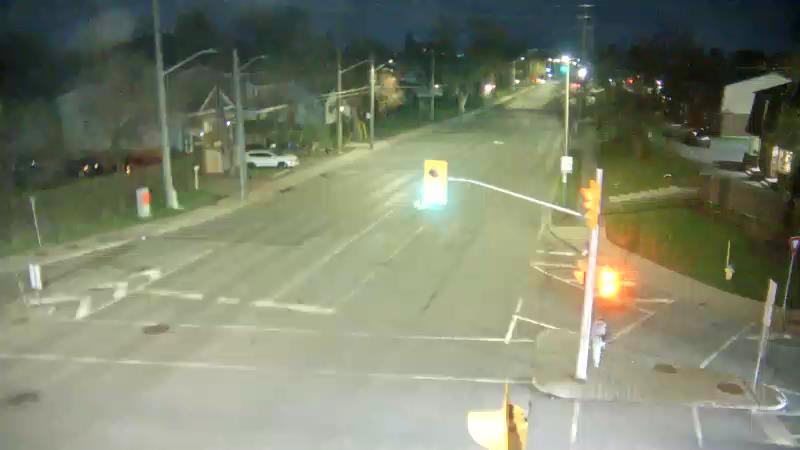 Traffic camera image at 2025-05-09 01:20:31