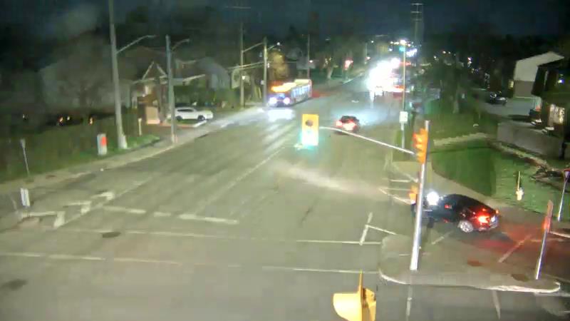 Traffic camera image at 2025-05-09 01:36:45