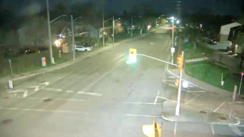 Traffic camera image at 2025-05-09 02:00:31
