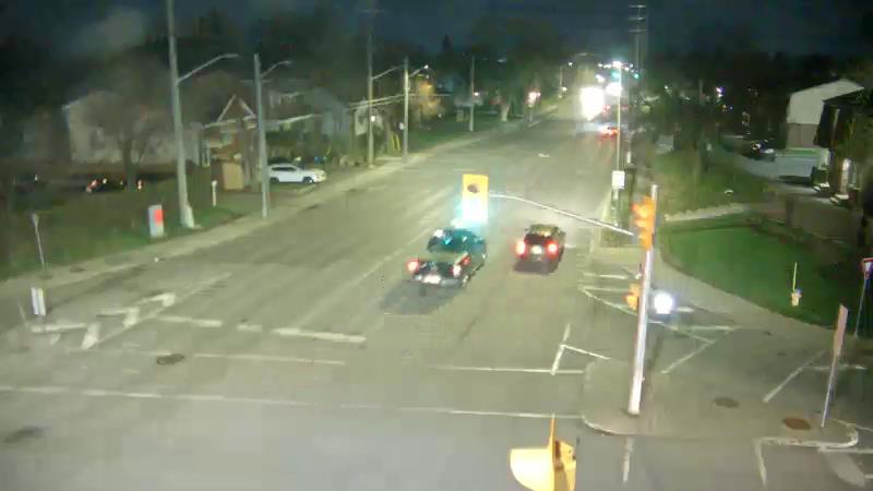 Traffic camera image at 2025-05-09 02:20:32