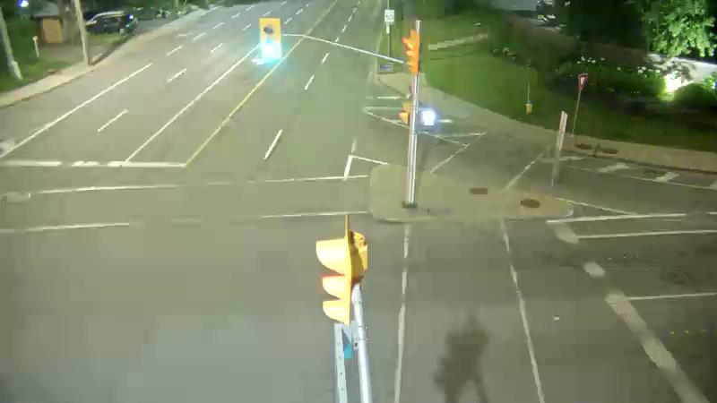 Traffic camera image at 2025-07-12 04:30:42
