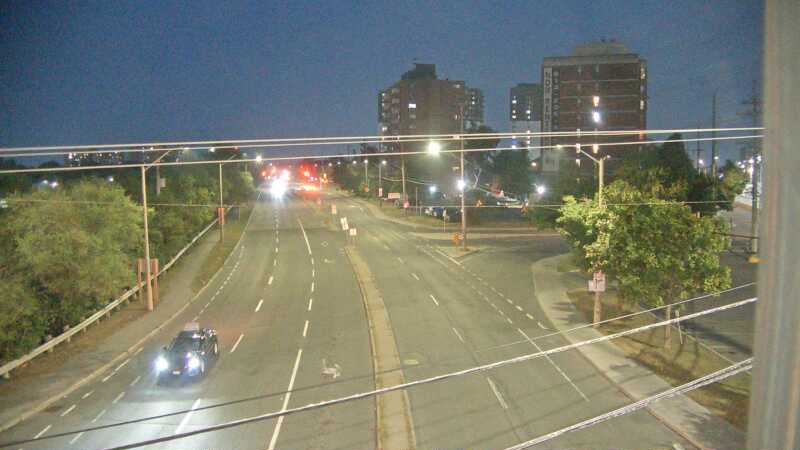 Traffic camera image at 2025-08-04 01:10:39