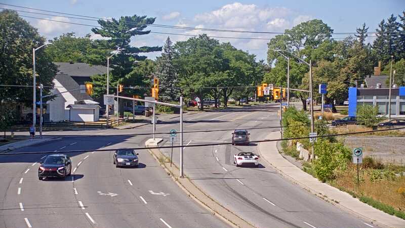 Traffic camera image at 2025-08-24 15:40:44