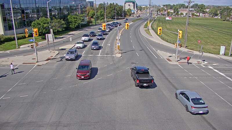 Traffic camera image at 2025-09-14 17:15:47