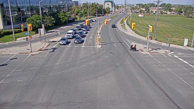 Traffic camera image at 2025-09-14 17:35:40