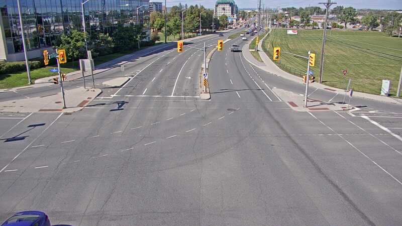 Traffic camera image at 2025-09-14 18:15:43