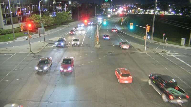 Traffic camera image at 2025-09-19 00:35:40