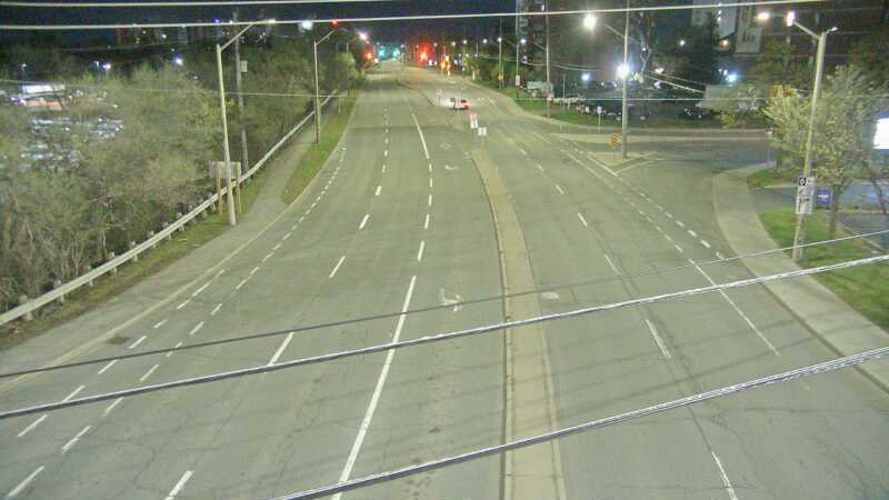 Traffic camera image at 2025-05-09 07:00:34