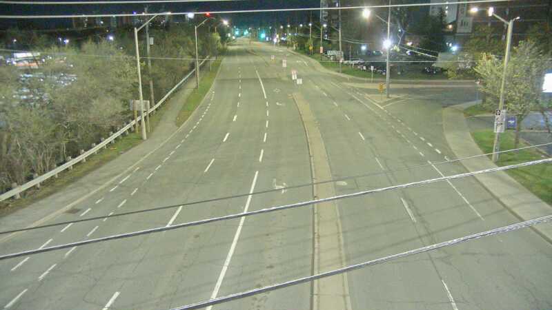 Traffic camera image at 2025-05-09 07:30:30