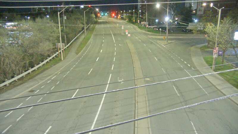 Traffic camera image at 2025-05-09 07:40:38