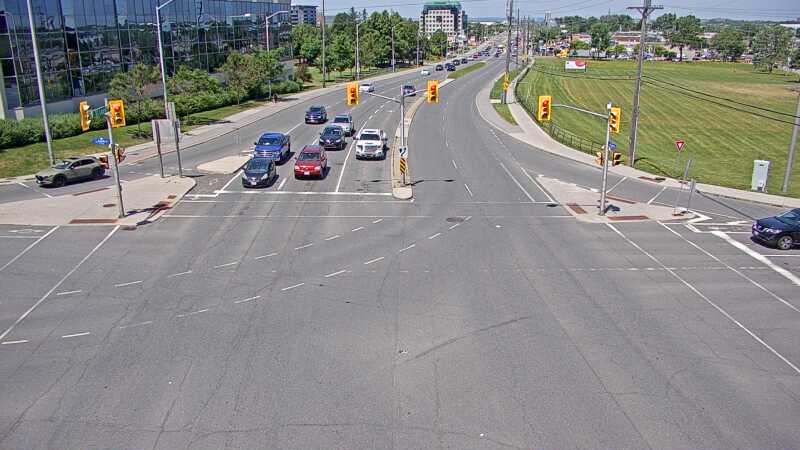Traffic camera image at 2025-06-30 17:00:44