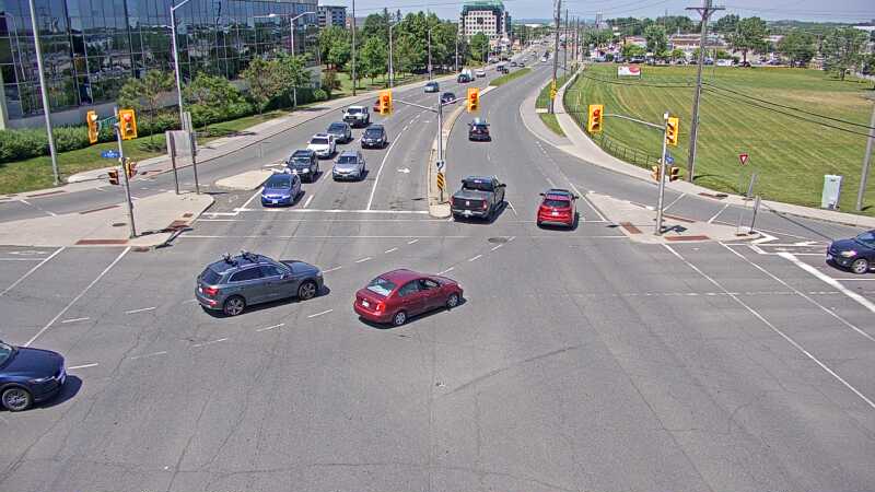 Traffic camera image at 2025-06-30 17:20:54