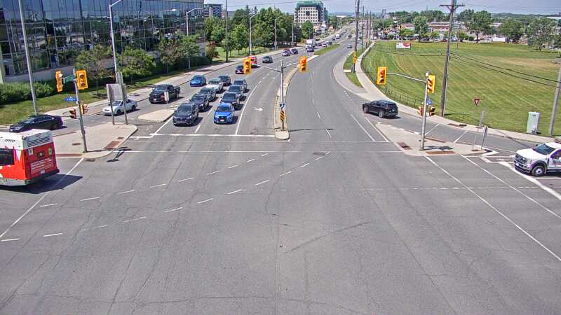 Traffic camera image at 2025-06-30 18:00:45