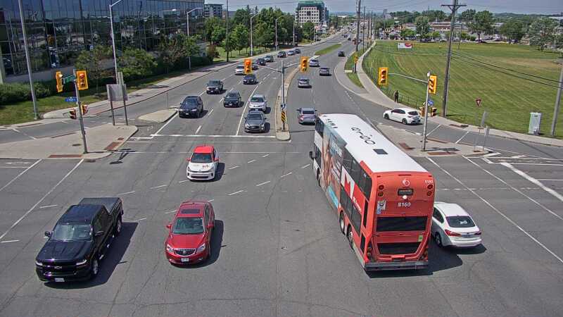 Traffic camera image at 2025-06-30 18:15:40