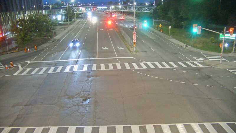 Traffic camera image at 2025-08-25 00:35:39