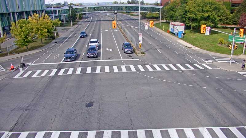 Traffic camera image at 2025-09-14 17:35:40