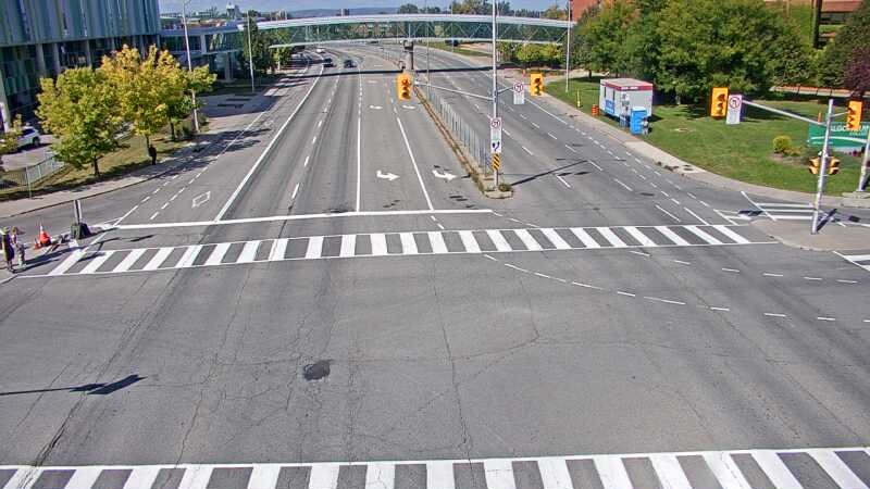Traffic camera image at 2025-09-14 18:01:01