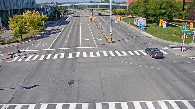 Traffic camera image at 2025-09-14 18:25:48