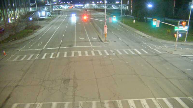 Traffic camera image at 2025-04-25 09:10:35