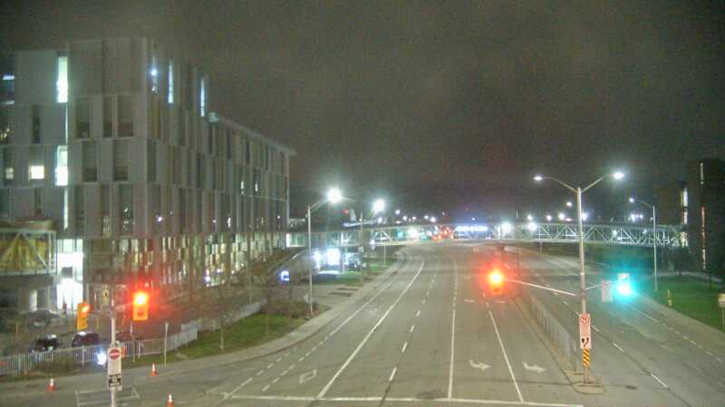 Traffic camera image at 2025-05-09 05:55:28