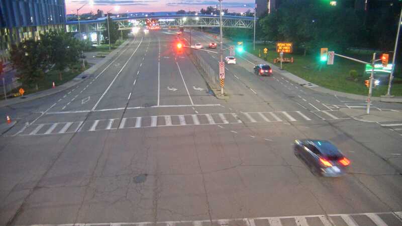 Traffic camera image at 2025-07-04 01:31:00