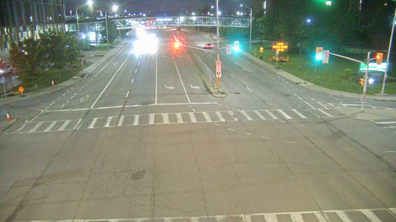 Traffic camera image at 2025-07-04 02:10:45