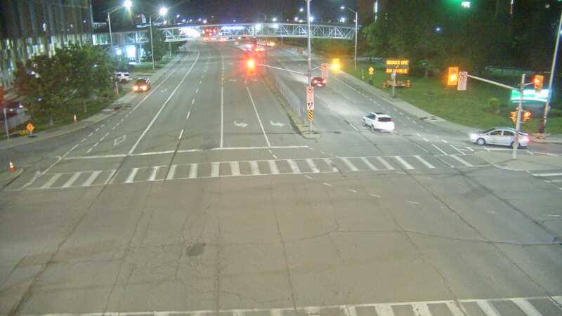 Traffic camera image at 2025-07-04 02:40:41