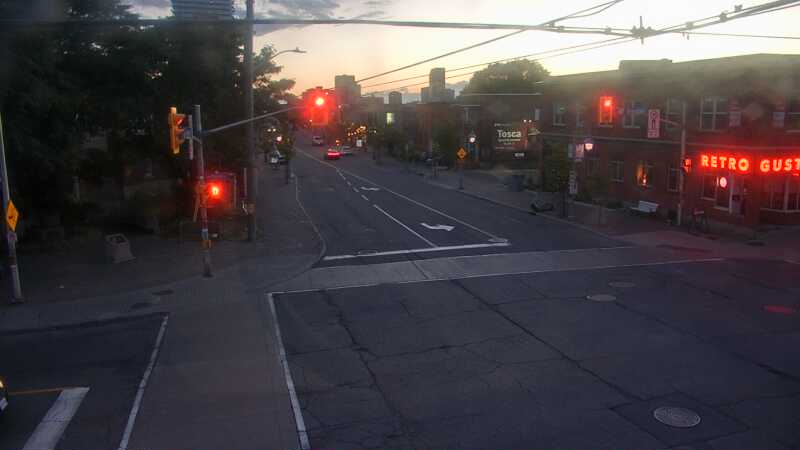 Traffic camera image at 2025-08-25 00:05:45