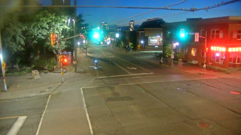 Traffic camera image at 2025-08-25 00:40:39