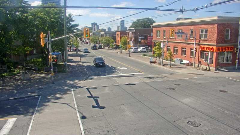 Traffic camera image at 2025-09-14 17:35:41