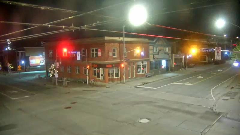 Traffic camera image at 2025-05-09 06:55:37