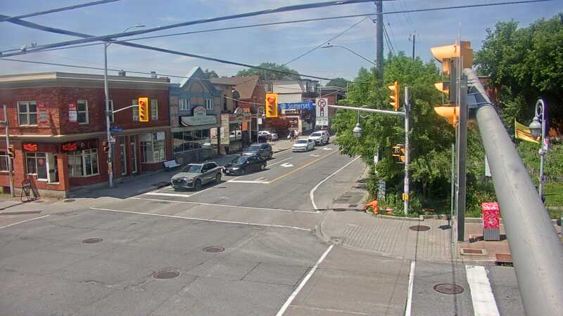 Traffic camera image at 2025-06-30 18:00:45
